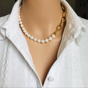 Freshwater pearl necklace